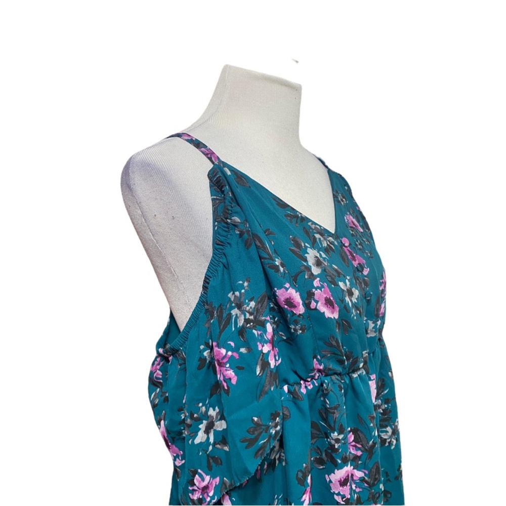 Cold Shoulder Smocked Blouse - Picture 15 of 16